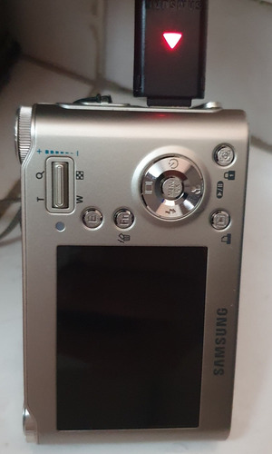 Camera Samsung Nv4 Em Perfeito Estado.