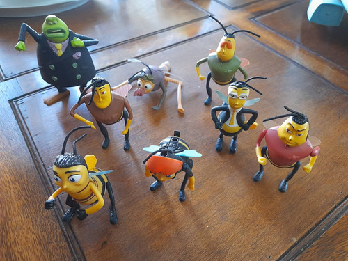 Colección De Personajes Mac Donalds De La Película Bee 