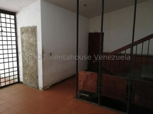 Imagen 3 de 15 de Casa En Venta Mls #22-13795 - Laura Colarusso