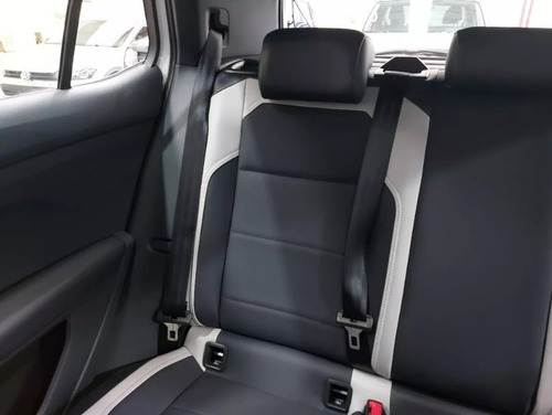Imagen 12 de 25 de Volkswagen T-cross Highline 200 Tsi At Entrega Inm. 0km Gp