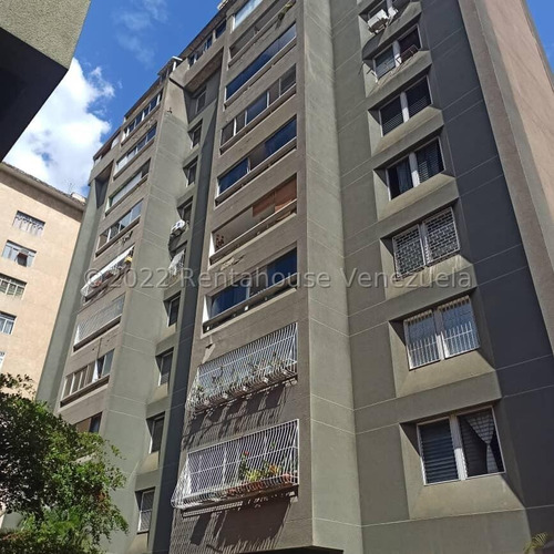 Apartamento En Venta, Los Palos Grandes #24-17957