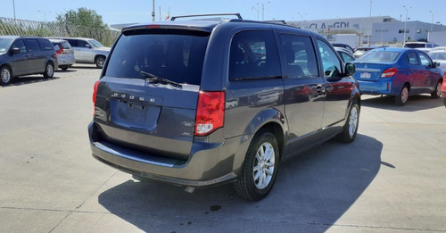 Imagen 4 de 15 de Dodge Grand Caravan 2018 3.6 Sxt At