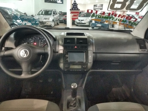 Volkswagen Polo Sedan 1.6 Comfortline Total Flex 4p 2008