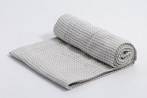 Cubrecama Tramado Panal Gris - Trendy Corner