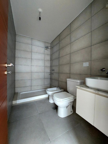 Venta Departamento 2 Dormitorio Con Cochera En Opera Luxury Torre 2