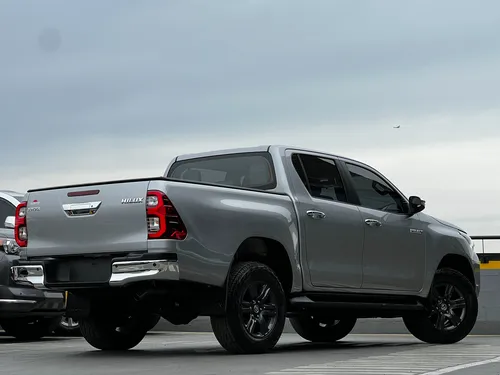 Toyota Hilux 2.4 Diesel Srv 4X4 At