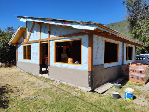 Lago Puelo,villa Del Lago Complejo De 3 Cabañas, Amplio Lote De 2.000 M2 Valor Usd 255.000.-