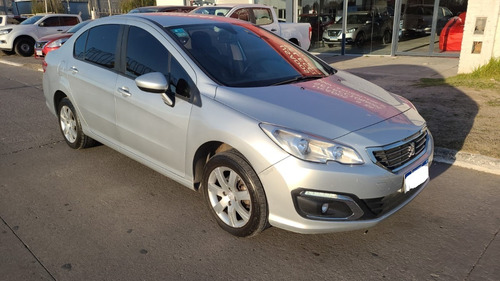 Imagen 10 de 25 de Peugeot 408 2.0 Allure 143cv