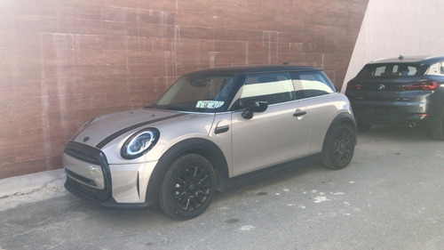 Imagen 1 de 6 de Mini Cooper Classic Aut. 3pts. 1.5ltrs 3cil. Modelo 2022