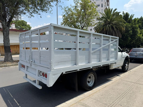 RAM 4000 5.7 Chasis Cabina Pl 4x2 Mt