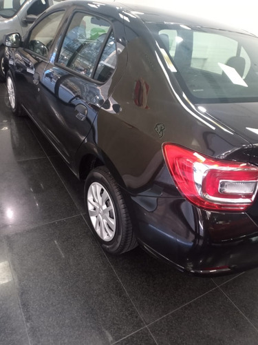 Imagen 4 de 25 de Renault Logan Life 1.6/ 2022 Entrega Asegurada!! #ev