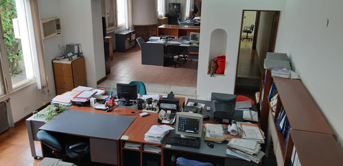 Imagen 6 de 18 de Chalet Amplio, Solido, Apto Uso Profesional.