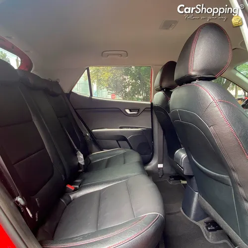 Kia Stonic 1.0 Mt Zenith Híbrida La Más Full Como Nueva