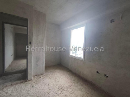 Vendo Apartamento En Zona Centro De Maracay, Código 25-24385 Cm Leer Descripción