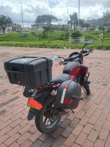 Invicta Cb 150