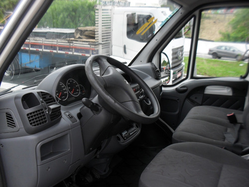 Peugeot Boxer 2.3 15 Lugares Completa 2016