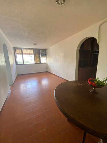 Apto. En Venta Urb. Base Aragua Maracay Fm*