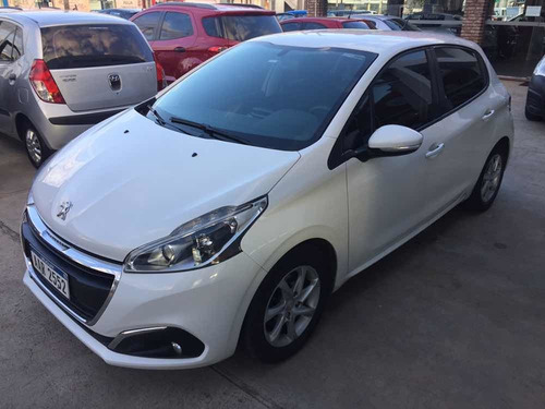 Peugeot 208 1.2 Active