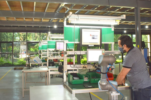 Imagen 5 de 14 de Nave Industrial 3500 M² En Alquiler En Parque Austral Pilar