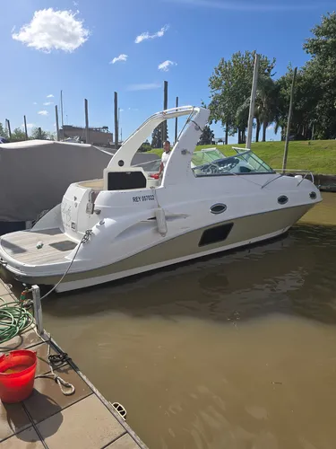 Crucero Zorion 31 Pies Motor Mercrusier 350hp Aire Acc.