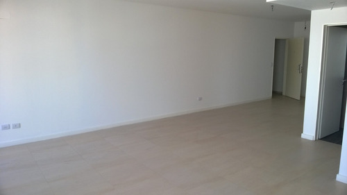 Imagen 19 de 20 de Dueño Alquila Hermoso Departamento 2 Ambientes - En Lo Mejor De Flores!! Ideal Consultorio