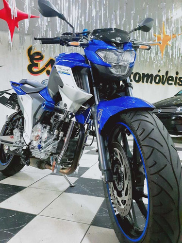 Imagem 1 de 12 de Yamaha Fazer 250