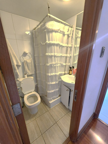 Remodelado Frente Parque Bicentenario. Venta Dueños Directo