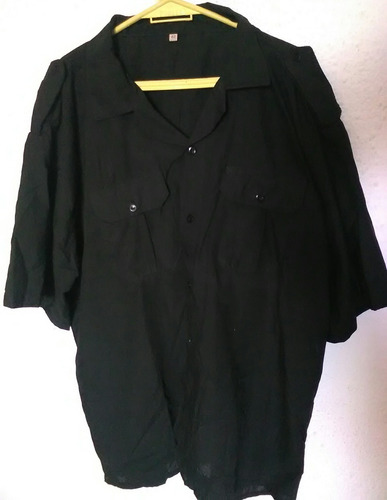 Camisa Negra Manga Corta T 48 C Doble Bolsillo Y Charreteras