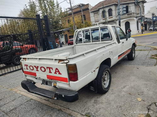 Toyota Hilux 2.4 S/cab 4x2 D