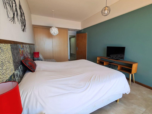Departamento En Venta Ubicado En Centro De Bariloche, Bariloche