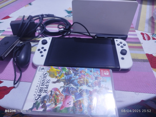 Nintendo Switch Oled Blanco 64gb + Juego Smash Bros Ultimate (Usado)
