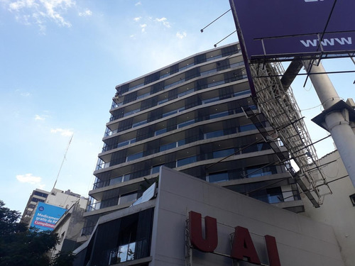 Imagen 2 de 9 de Local Comercial Y Oficinas - Alquiler - San Telmo - 484m2 A Estrenar.