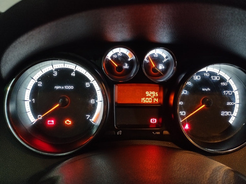 Peugeot 308 1.6 Active 2014
