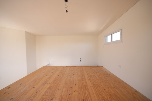 Imagen 12 de 14 de Duplex, Venta Dos Amb Con Balcon, Quilmes