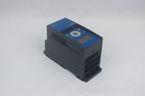 Inversor Frequência Mono Vacon0020 220v 3a 0,75hp - 136g6204
