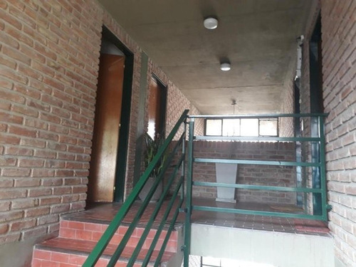 Imagen 2 de 16 de Departamento En Excelente Ubicacion !!!!!