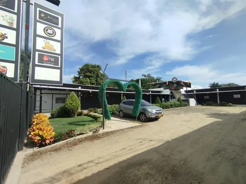 Local En Arriendo En Rozo. Cod A10388