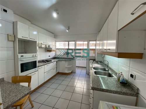Imagen 7 de 22 de Departamento En Venta De 4 Dorm, 5 Baños En Las Condes