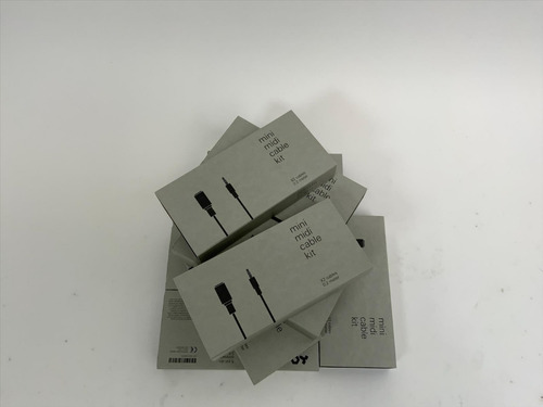 Imagen 3 de 5 de Mini Midi Cable Kit 2 Cables Teenage Engineering Audiotecna