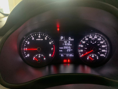 Imagen 3 de 10 de Kia Rio