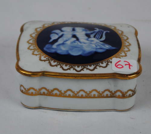 Caja De Porcelana Tharaud Limoges Con Escena De Angeles 