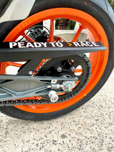 Motocicleta Ktm Duke 390cc