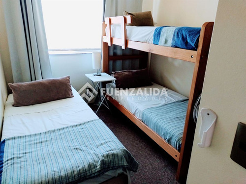 Departamento En Venta De 2 Dorm. En Metro Ecuador