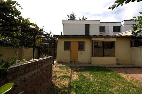 Hermosa Y Amplia Casa Con La Mejor Ubicacion En Los Andes