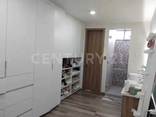 Venta Casa Fraccionamiento Bosques De Zavaleta!!