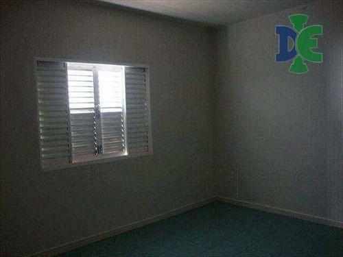 Casa Com 2 Dormitórios À Venda, 145 M² Por R$ 350.000 - Centro - Jacareí/sp - Ca0125