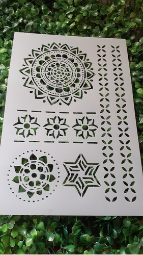 Stencil Mandala Modelo 20