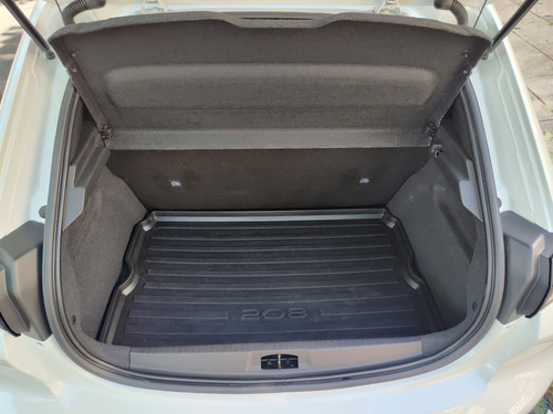 Peugeot 208 1.6 Feline Tiptronic