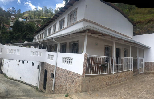 Best House Vende Casa En Colinas De Carrizal