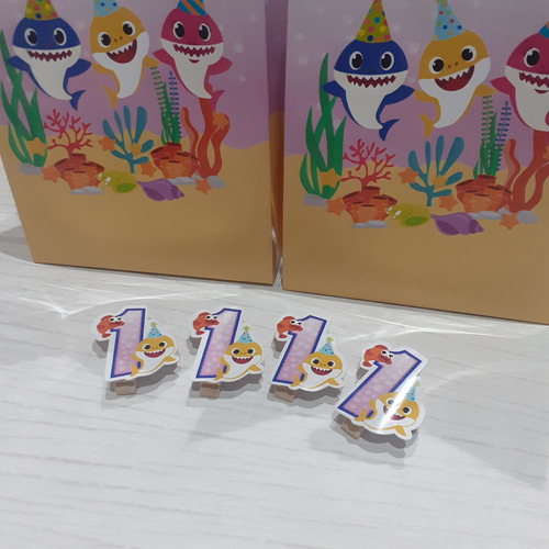 Bolsitas Golosineras Personalizadas - Baby Shark Fondo Rosa